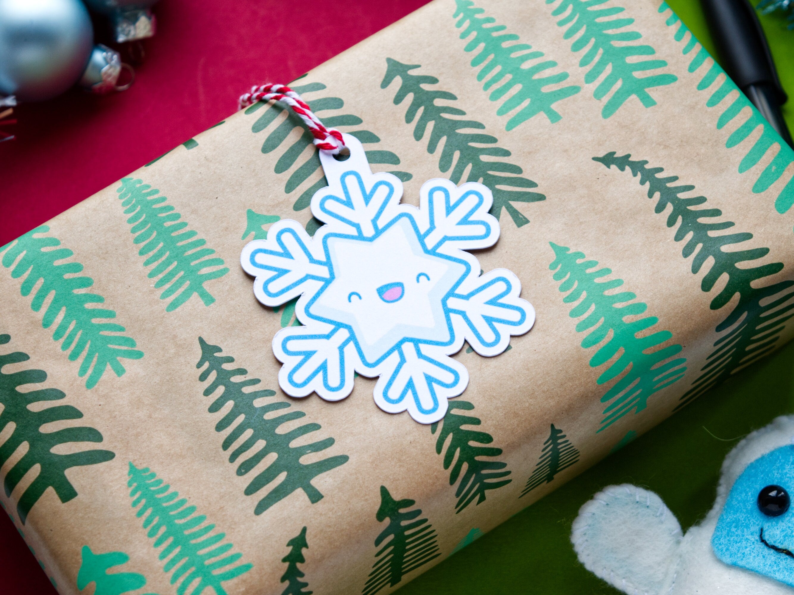 Festive Christmas Kawaii Cute Animal Gift Tags 70mm (Pack of 5) with Red & White Twine