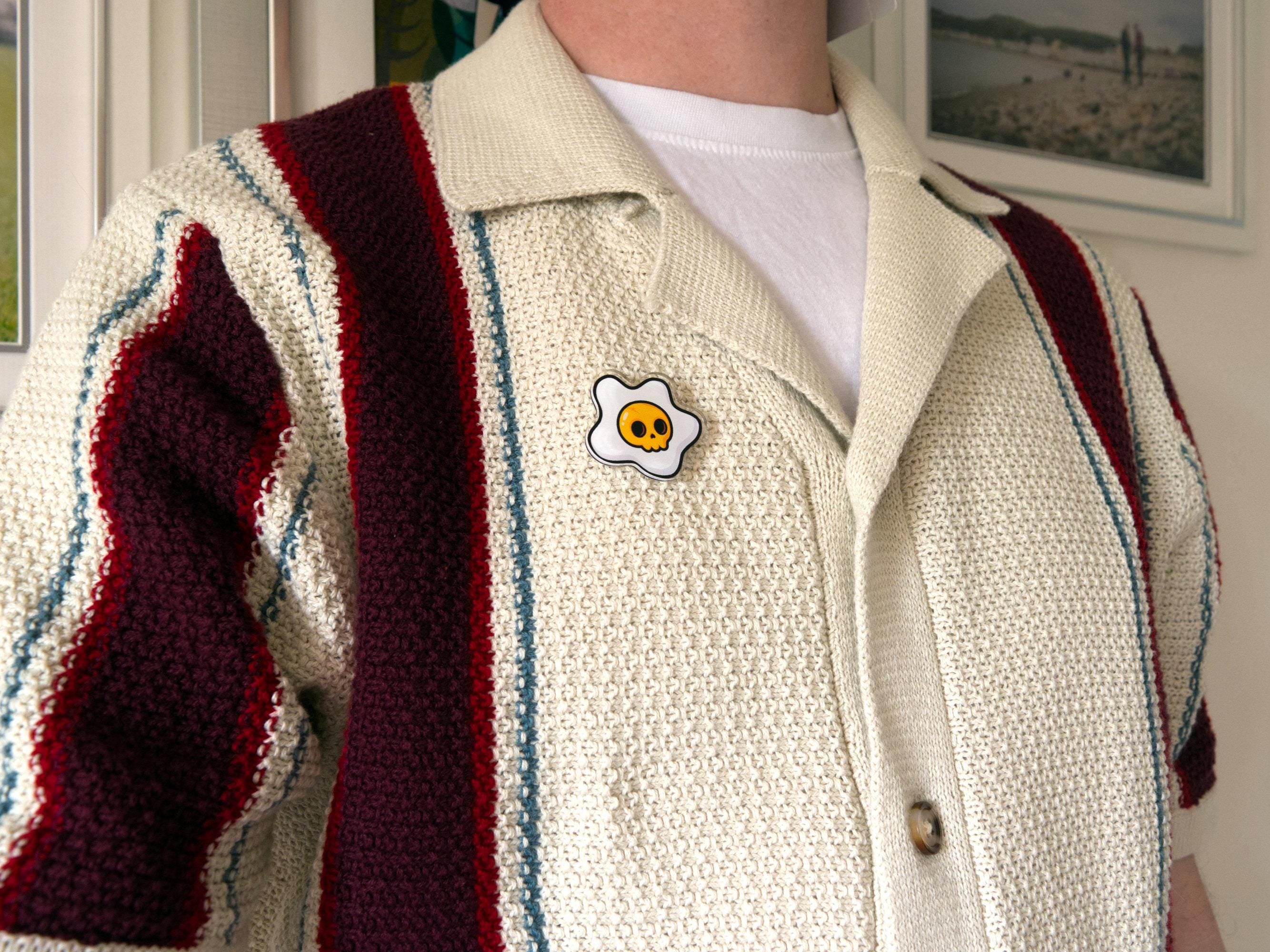 Died Egg Skull Pin – 35mm Acrylic Pin Badge